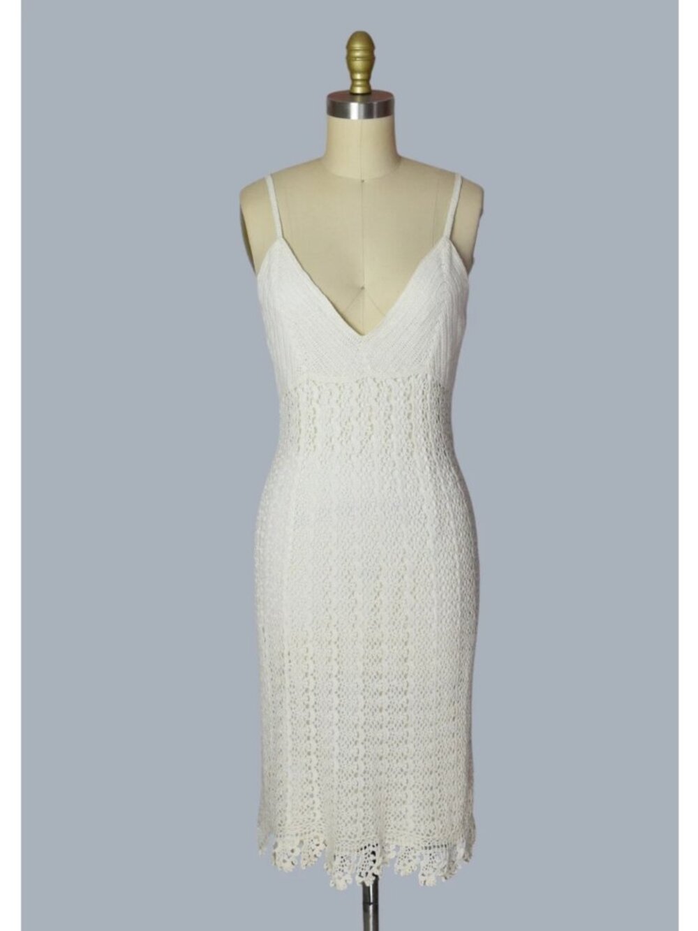 CARMEN MARC VALVO CREAM CROCHET SLEEVELESS COCKTAIL MIDI DRESS